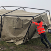 Mission B-Fast montage d'une tente